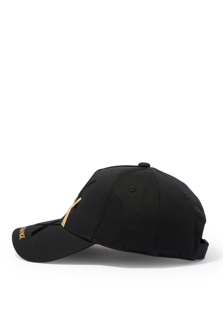 قبعة بيسبول بشعار الماركة